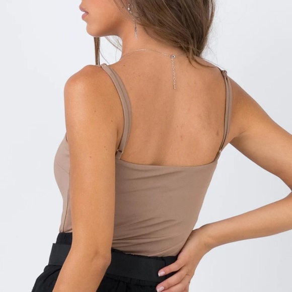 Princess Polly Bodysuit - Picture 2 of 9